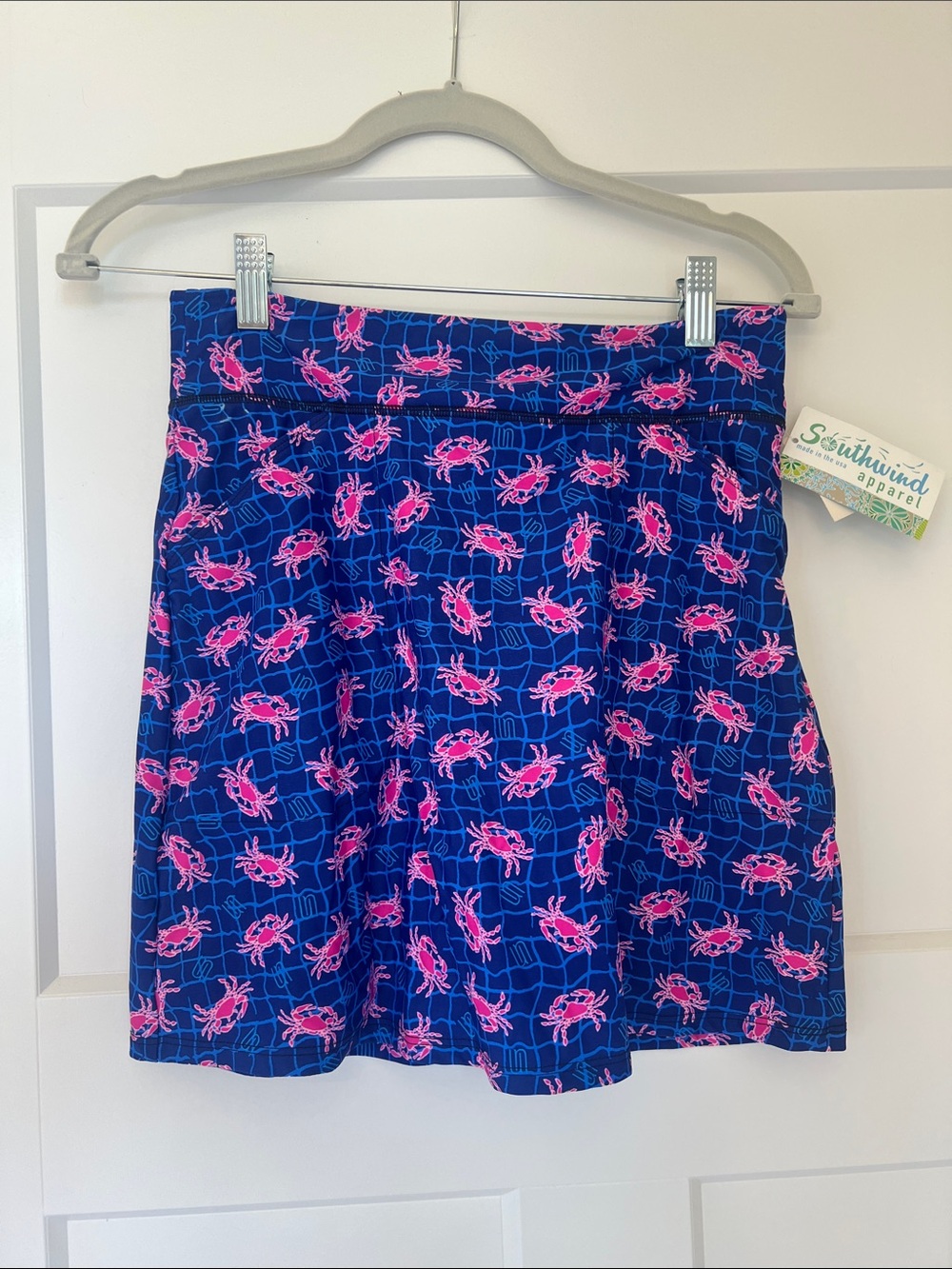 Athletic Skirt with Pink Crab Print